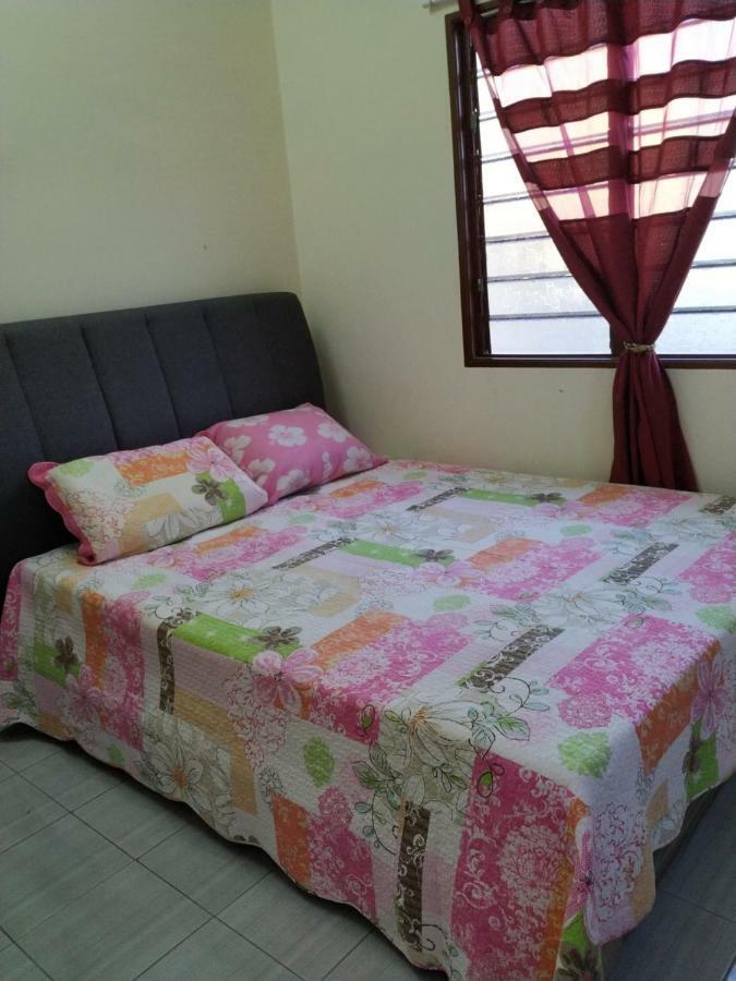 פקאן Homestay Ibu מראה חיצוני תמונה